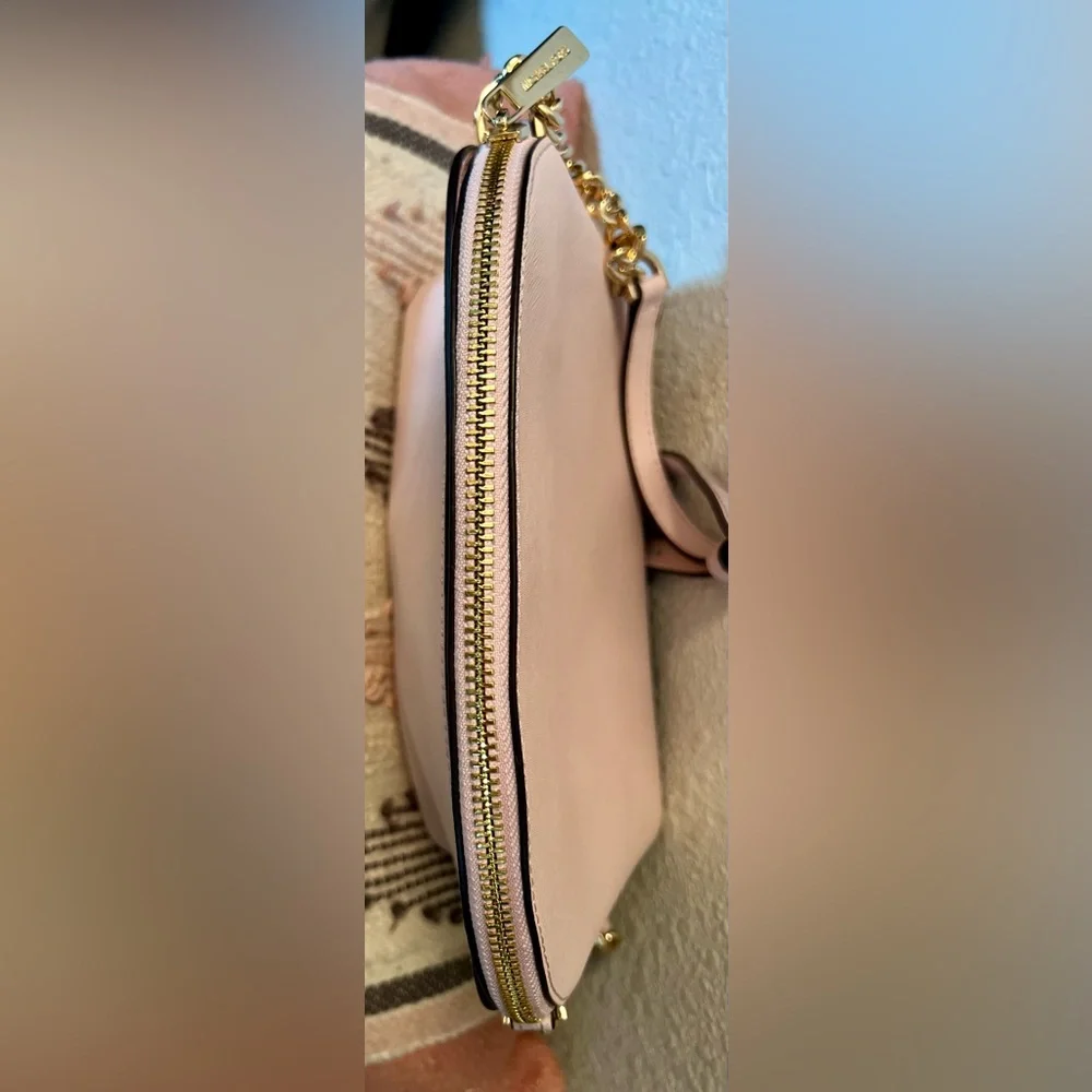 Michael Kors Dome Crossbody Bag in Powder Pink with Gold Logo and Hardware -EUC